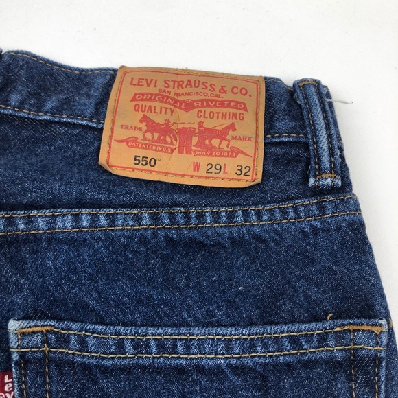 Levi’s 550 Jeans - Picture 8 of 8